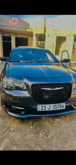 کرایسلەر 300